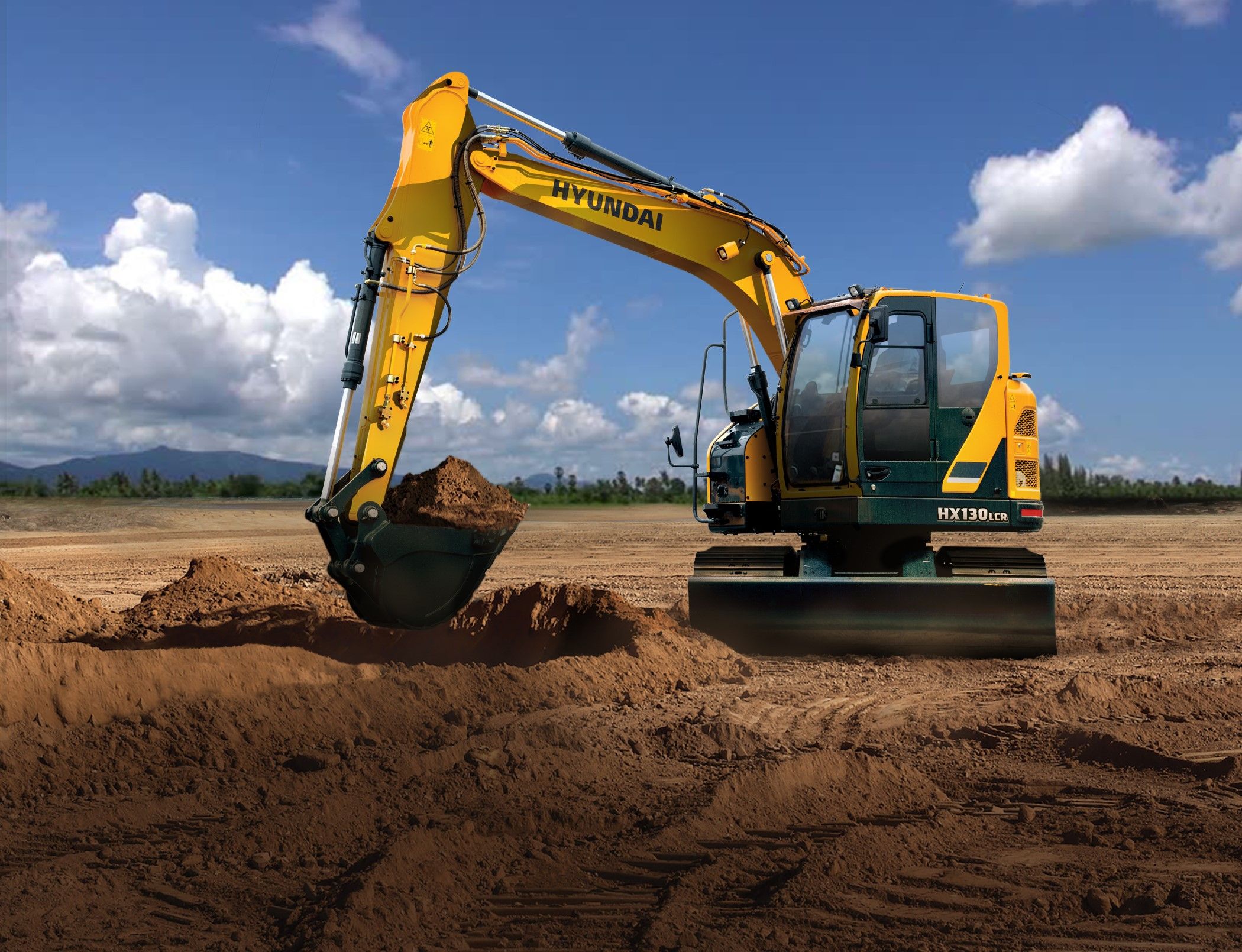 Hyundai Construction Equipment Americas  Introduces HX130LCR Compact-Radius Excavator