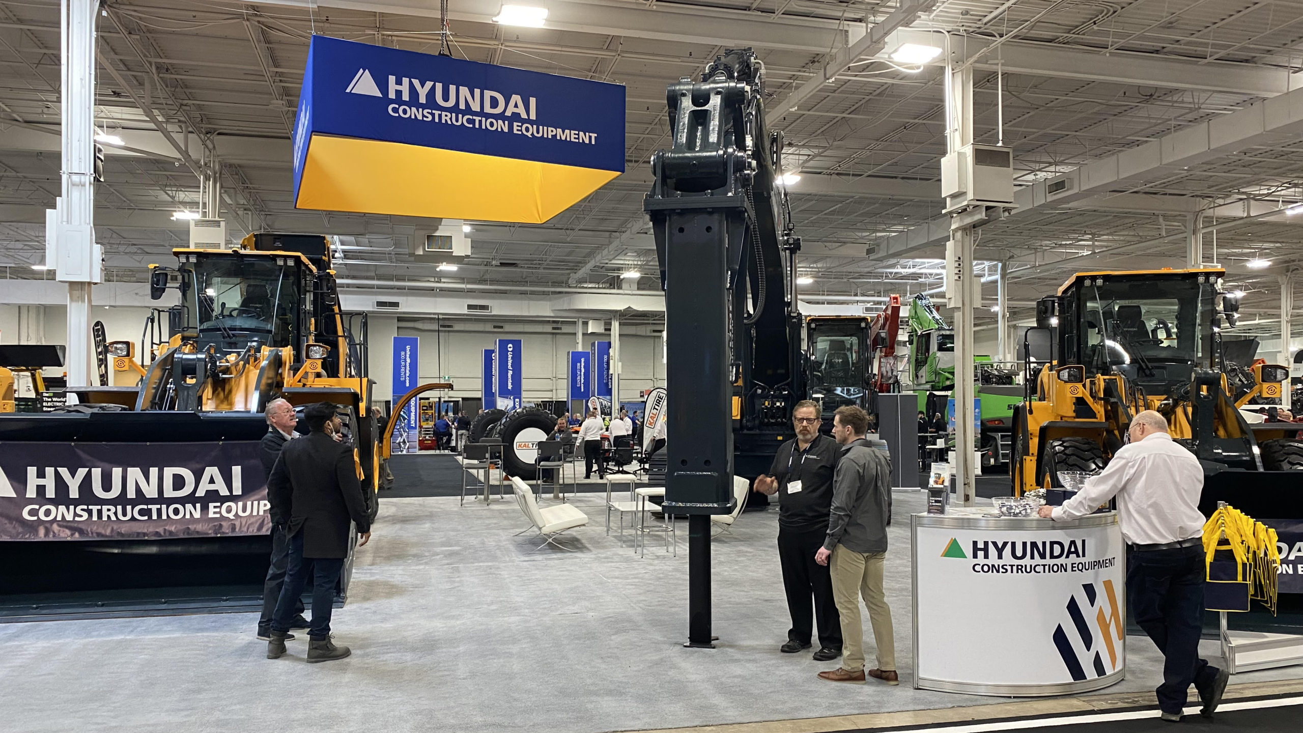 Hyundai Brings Its Latest Excavators and Wheel Loaders to National Heavy Equipment Show