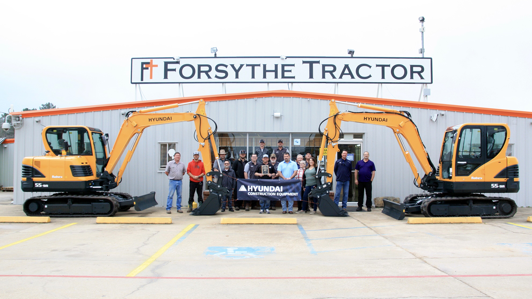 Hyundai Construction Equipment Adds Forsythe Tractor to Growing North American Distribution Network